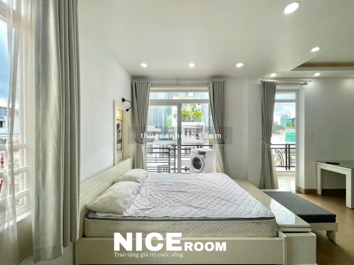 Cho thuê chdv 40m² Full nội thất có ban công ở Q. Phú Nhuận gần nhã tư Phú Nhuận