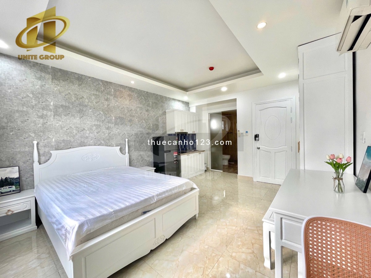 Căn hộ full nội thất Studio cửa sổ trời giáp Q4 , Q1 tại khu vực Quận 7