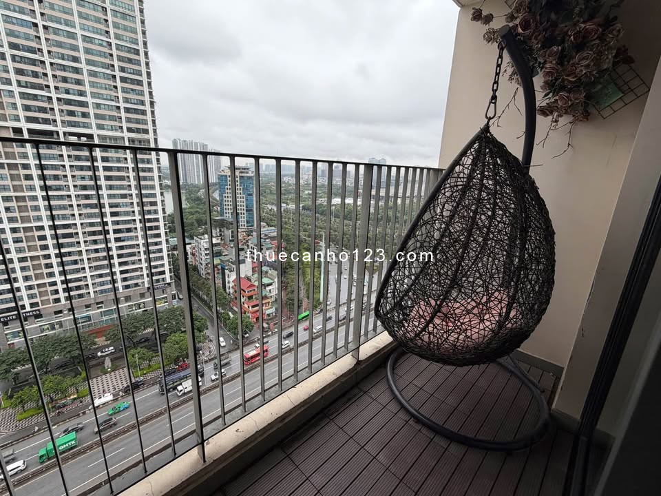 Cho thuê căn hộ 2PN full nội thất – Vinhomes D’Capitale, Trần Duy Hưng