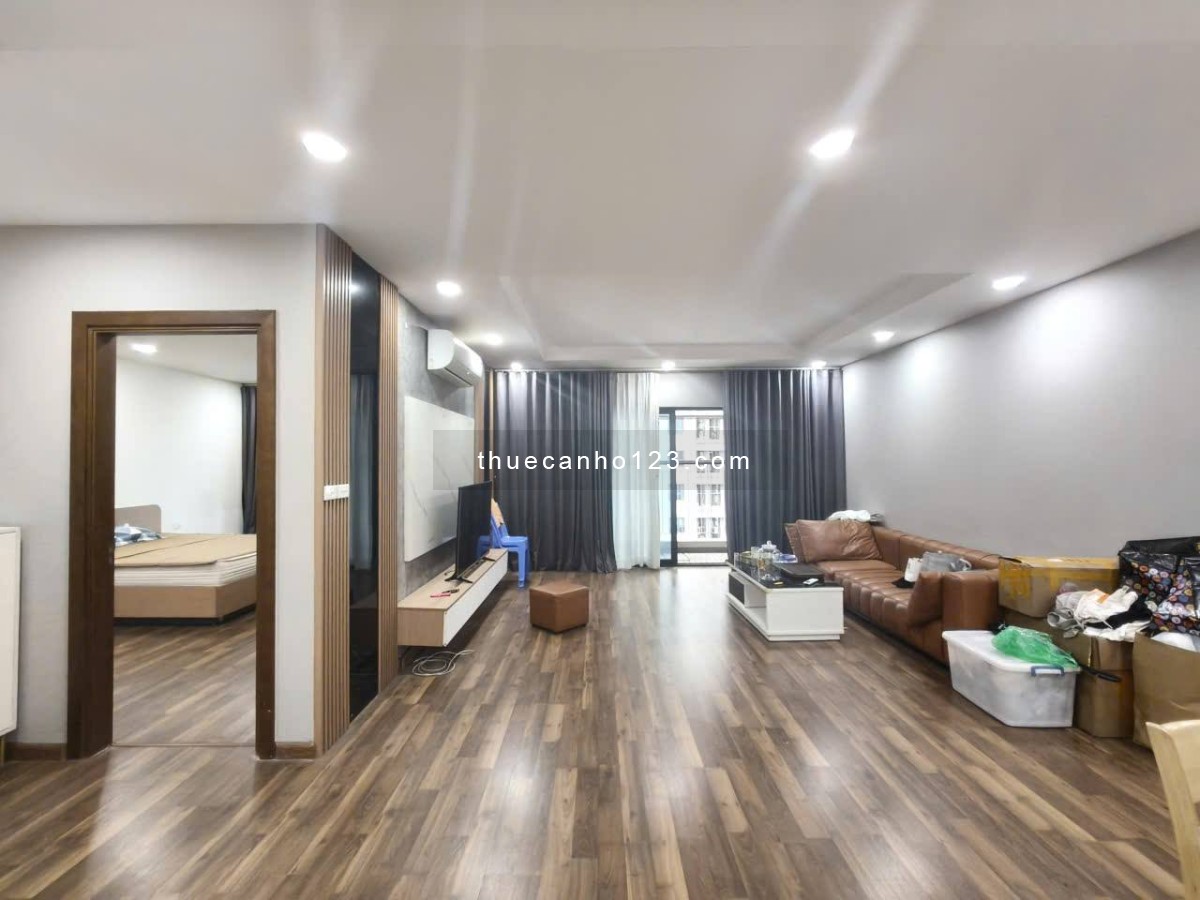 Cho thuê căn hộ 4PN – Có slot ô tô – Vào ở nga