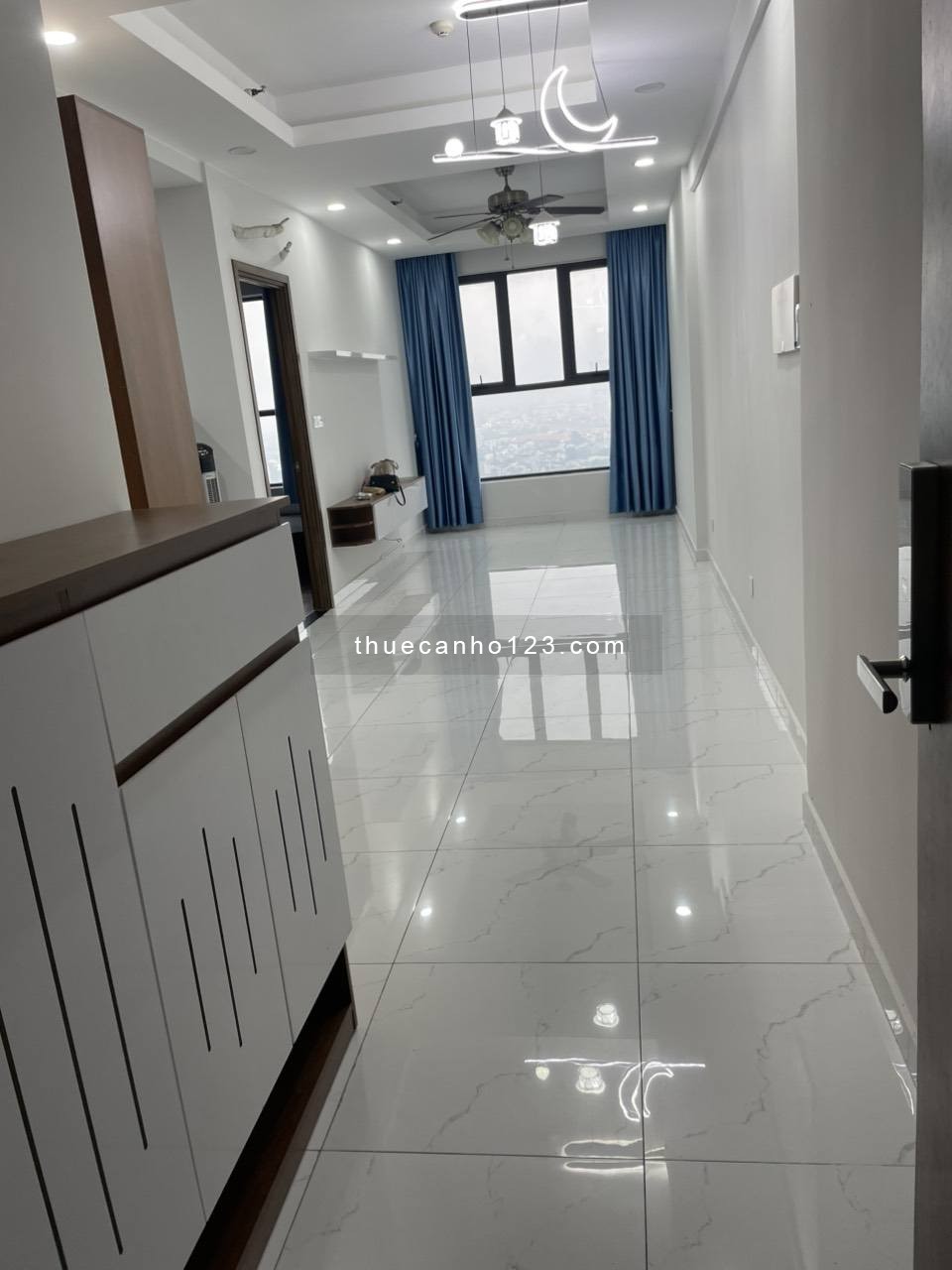 Cho thuê căn hộ 2PN2WC Opal Skyline Lái Thiêu, Bình Dương