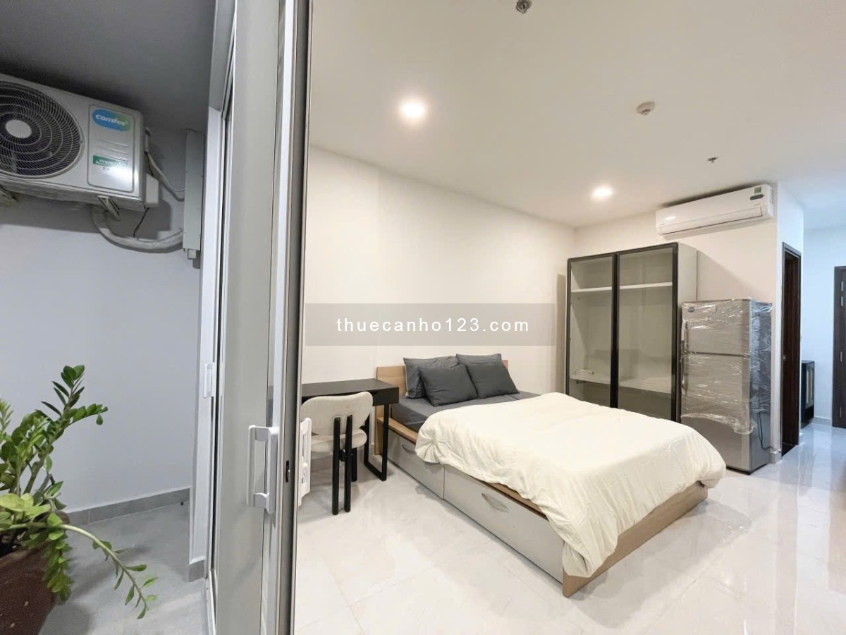 Căn hộ full nội thất Studio cửa sổ trời giáp Q4 , Q1 tại khu vực Quận 7