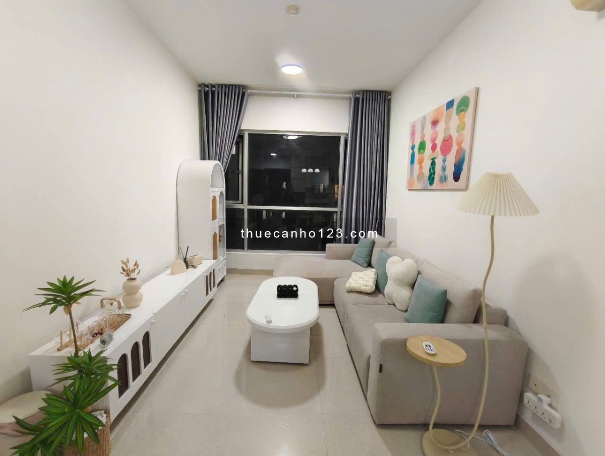 Chung cư Carillon 1, Hoàng Hoa Thám, TB: 70m2, 2p ngủ, ban công 12tr/th