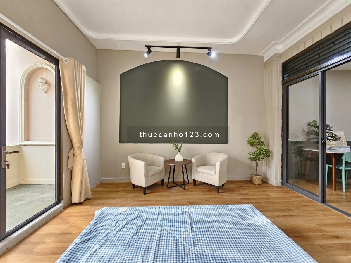 Căn hộ 1PN, ban công, tách bếp. Gần Đh Luật, Đh Nguyễn Tất Thành, cầu Ông Lãnh, cầu Calmette,...