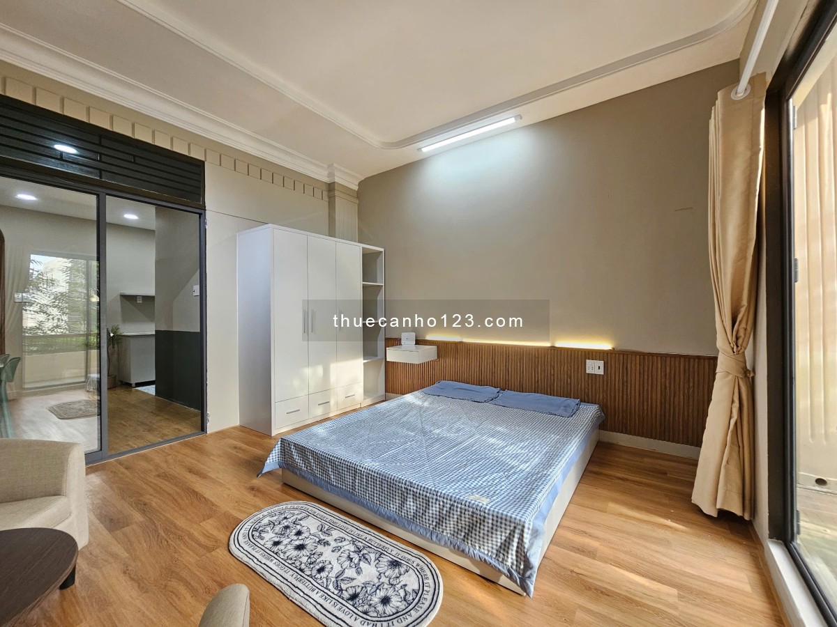 Căn hộ 1PN, ban công, tách bếp. Gần Đh Luật, Đh Nguyễn Tất Thành, cầu Ông Lãnh, cầu Calmette,...