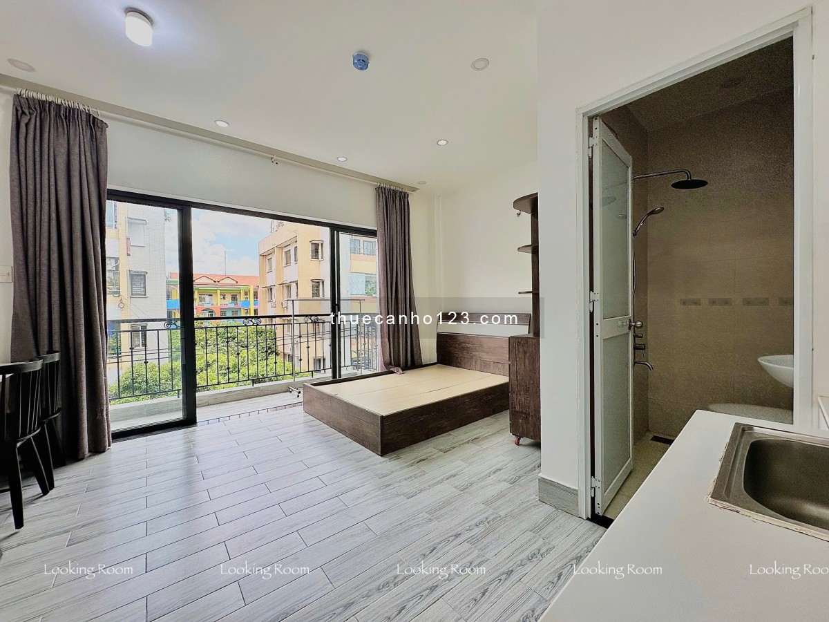 Cho thuê phòng có ban công, gần ngã tư Bảy Hiền – khu K300, nhà ga T3 – Tân Sơn Nhất, Tân Bình