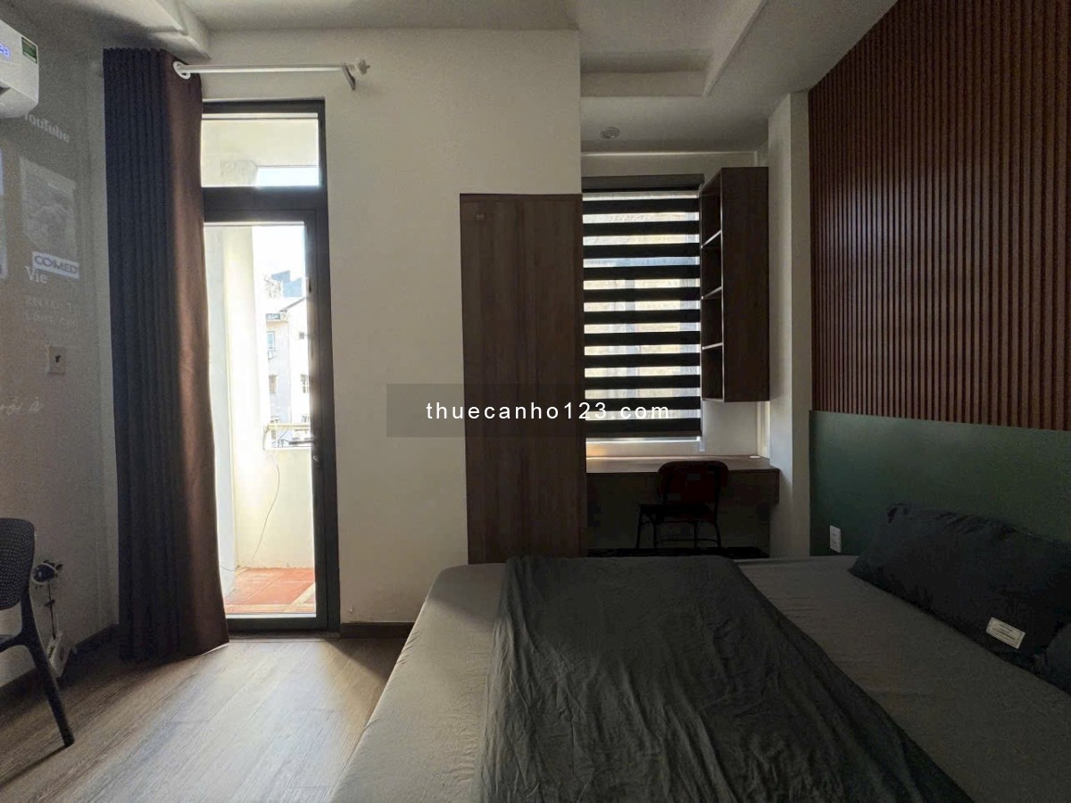 Thuê ngay studio 30m² nội thất cao cấp Bùi Đình Tuý Bình Thạnh gần Quận 1, Quận 3