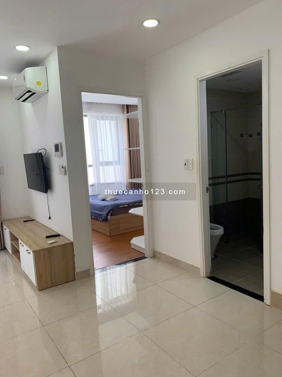 Chung cư Phú Thạnh, Nguyễn Sơn, TP: 3p ngủ, 110m2, ban công, 10tr5/tháng