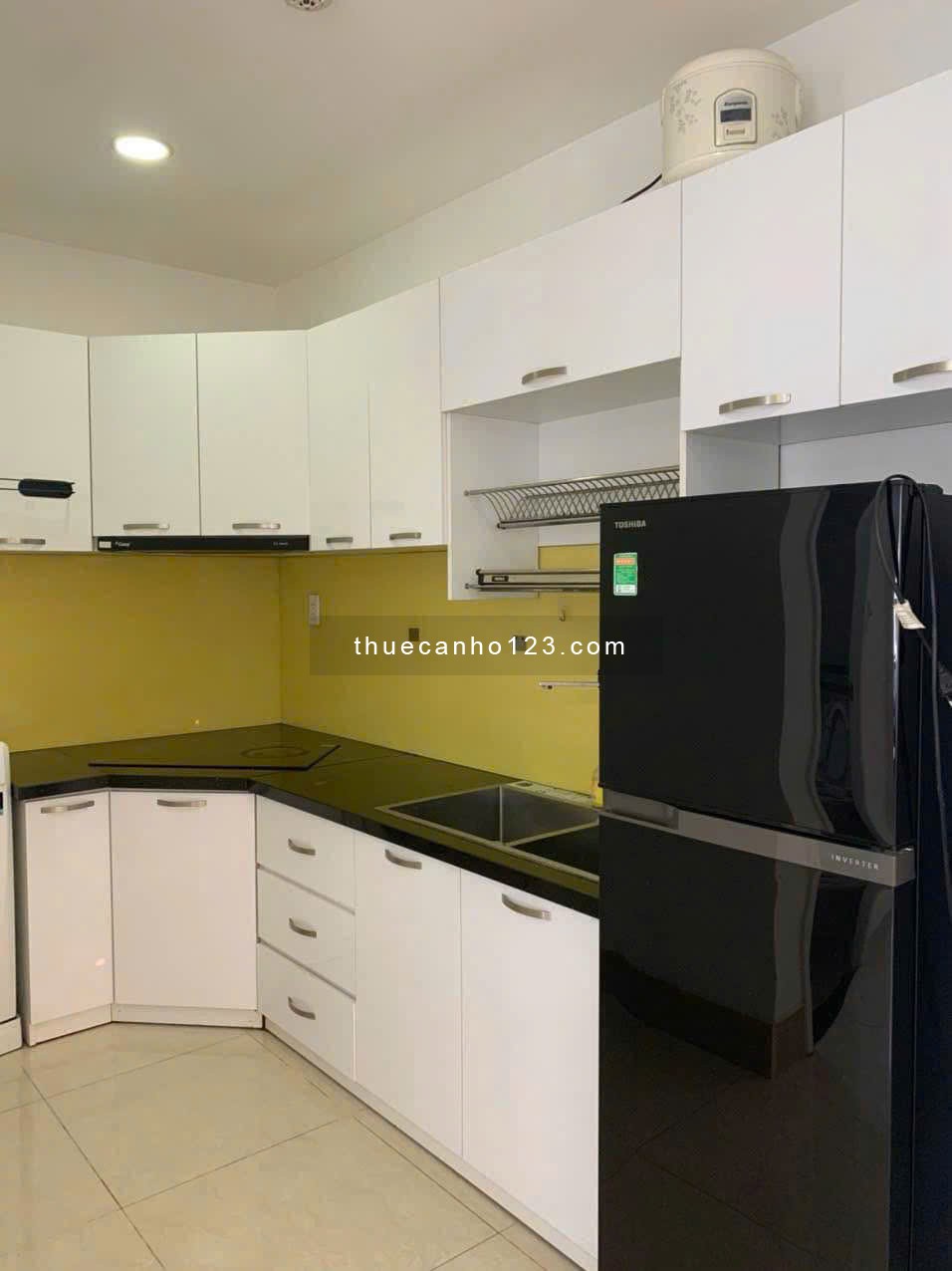 Chung cư Phú Thạnh, Nguyễn Sơn, TP: 3p ngủ, 110m2, ban công, 10tr5/tháng