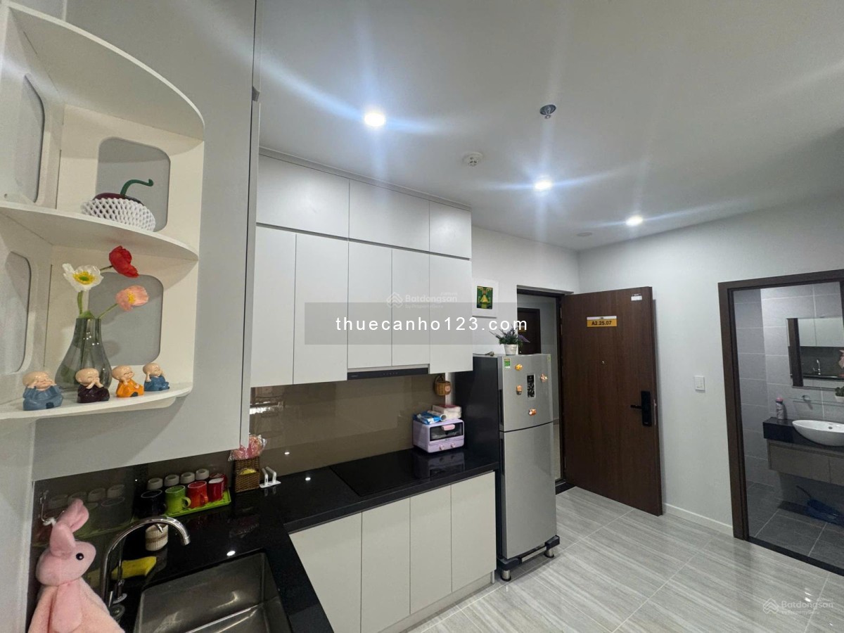 Cho thuê căn hộ 2PN - 2WC tại Bcons City