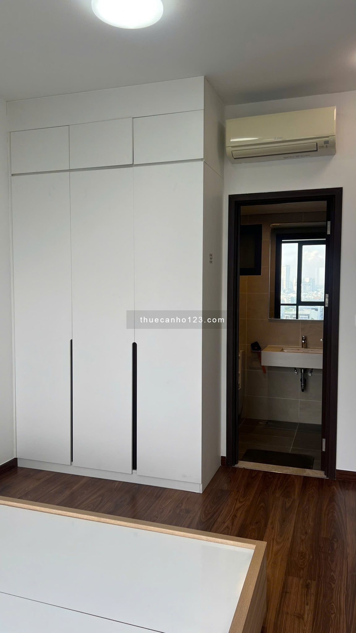 CHO THUÊ 2 phòng ngủ nhà có máy lạnh, rèm 17 triệu còn thương lượng