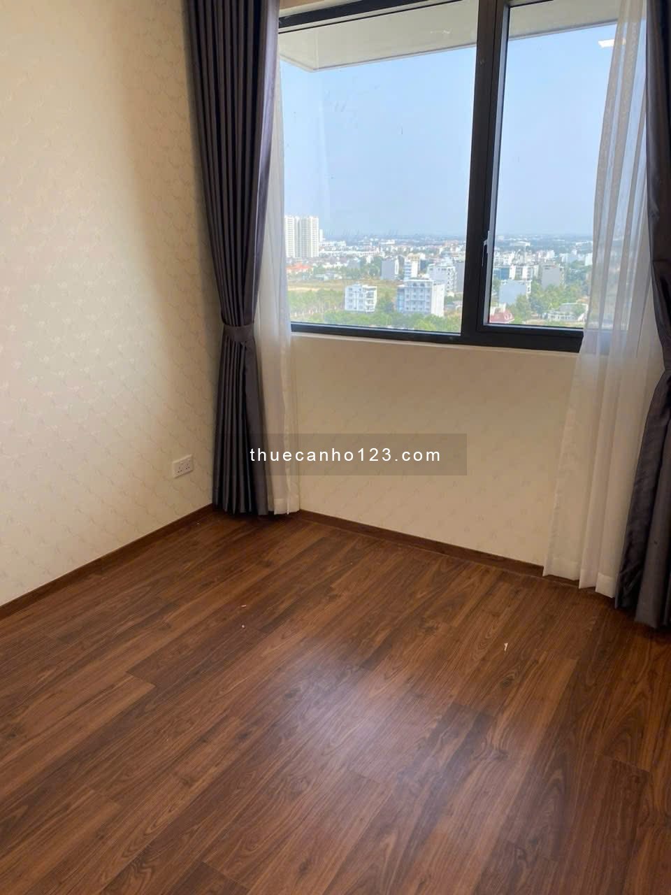 Chung cư One Verandah – cho thuê căn góc 3PN view trực diện sông hiếm có