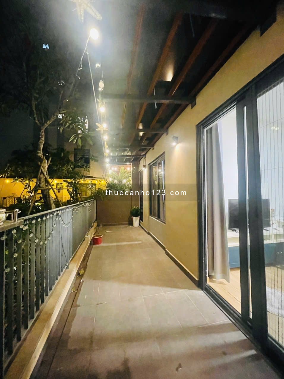 Căn hộ 2PN đẹp – Nội thất cơ bản đầy đủ – View thoáng tại Akari City