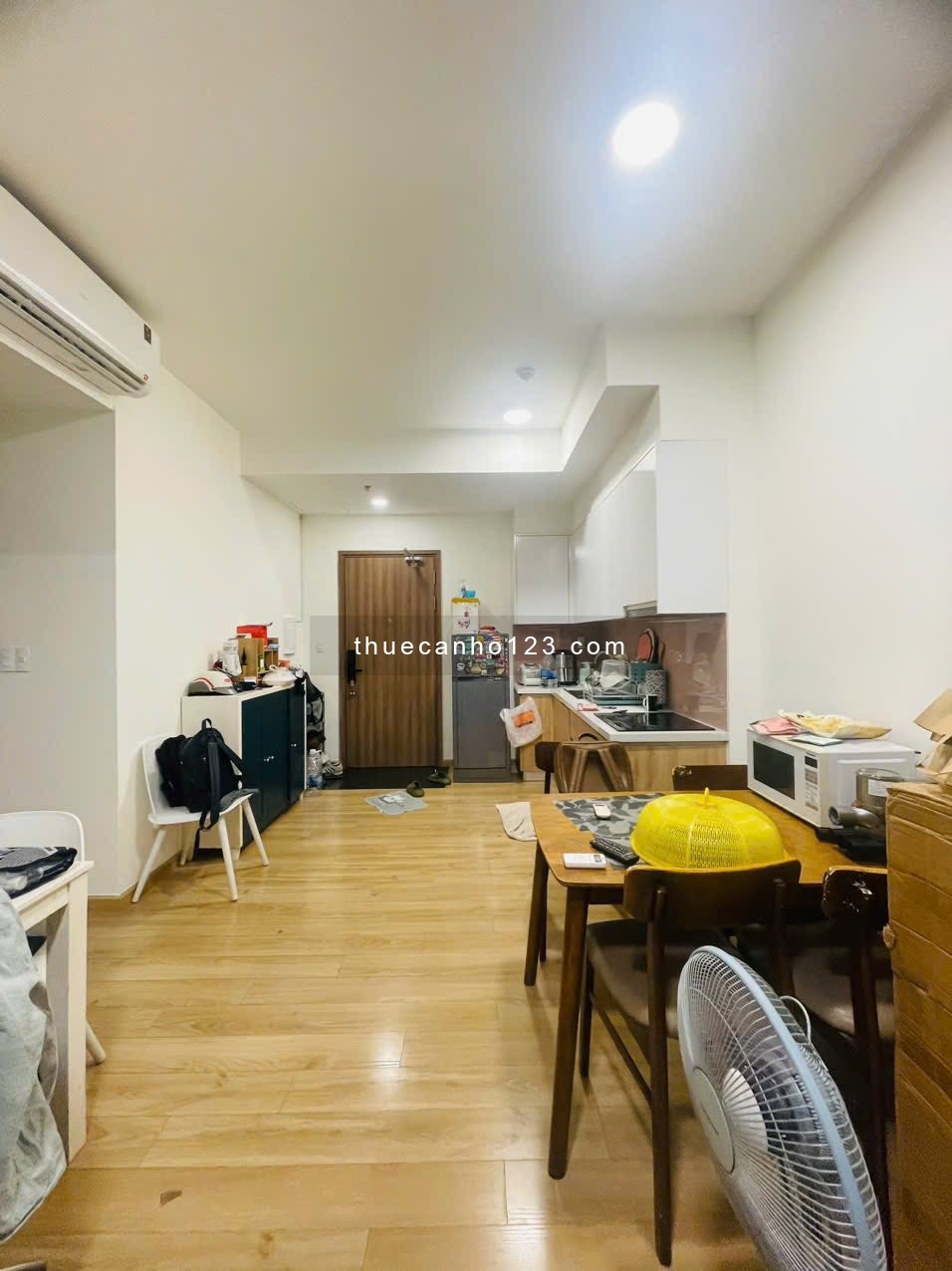 Căn hộ 2PN đẹp – Nội thất cơ bản đầy đủ – View thoáng tại Akari City