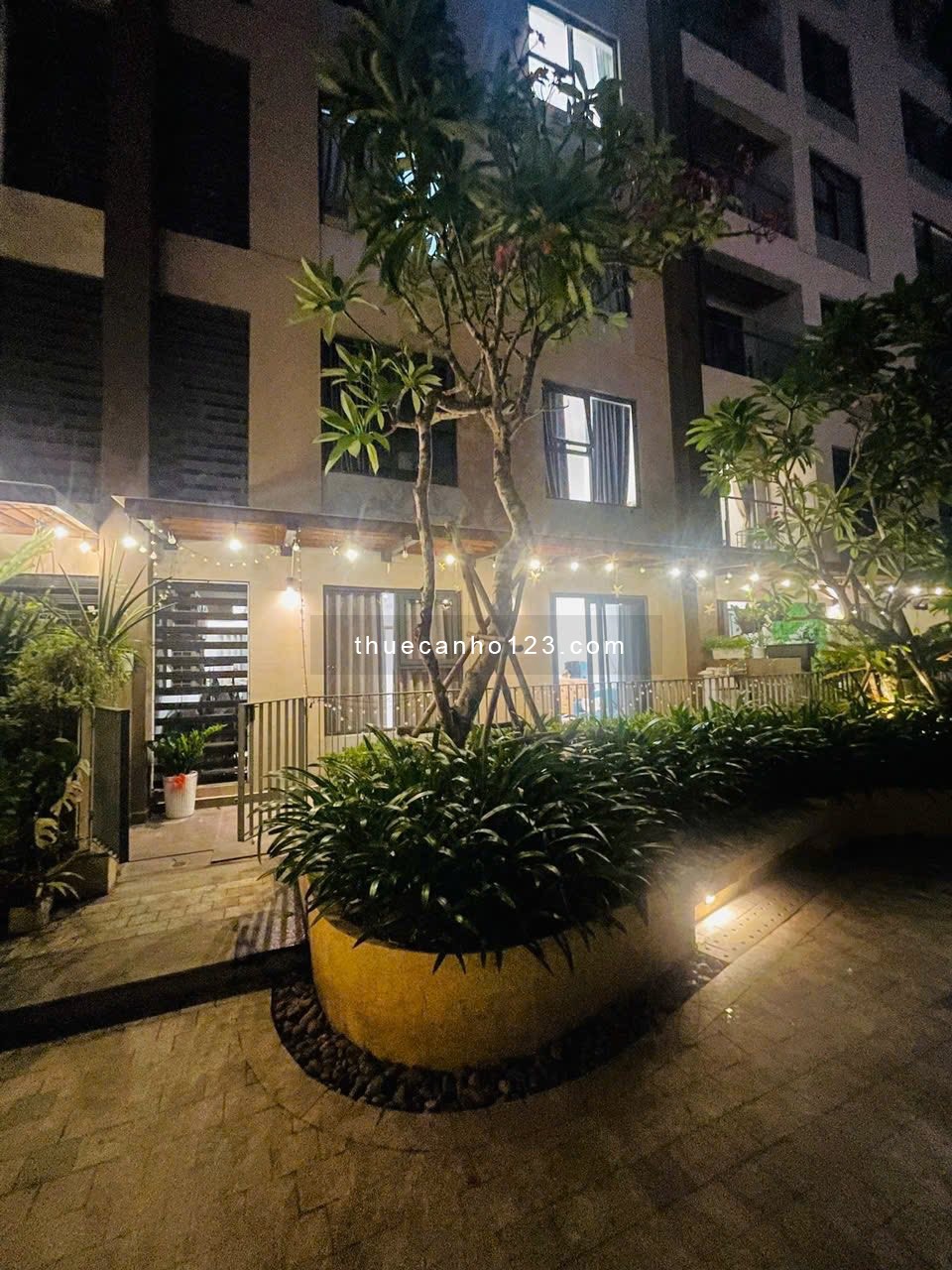 Căn hộ 2PN đẹp – Nội thất cơ bản đầy đủ – View thoáng tại Akari City