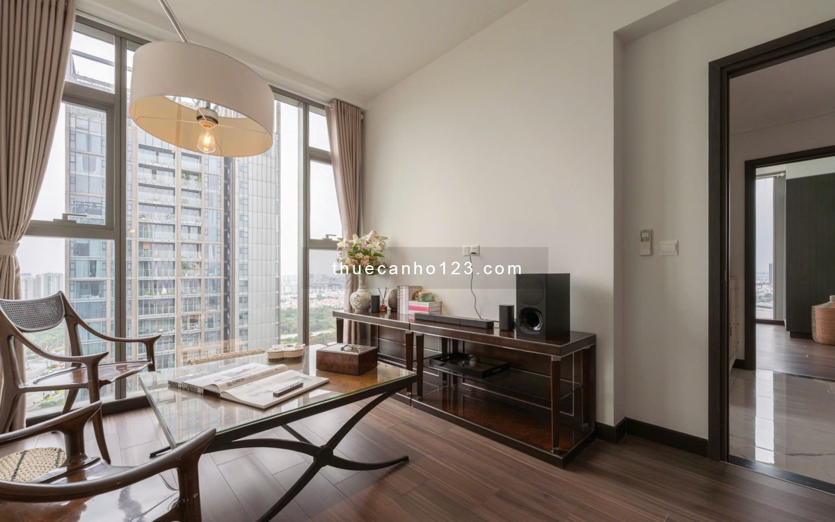 Cho thuê 2 phòng ngủ rộng tới 100m2, nội thất cao cấp, hiện đại, giá 2000USD. tại Empire City