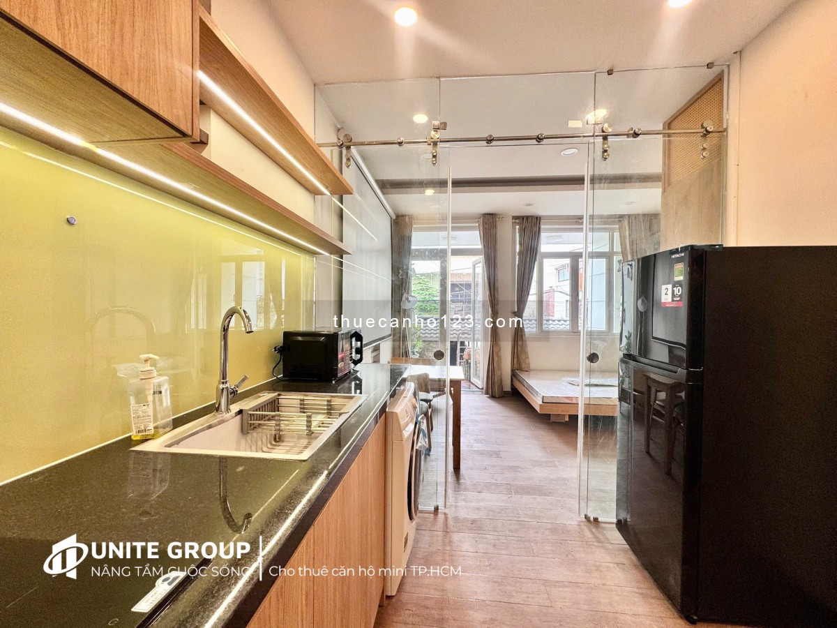 Cho thuê căn hộ 1PN/Studio có ban công, nội thất cao cấp – Gần sân bay Tân Sơn Nhất