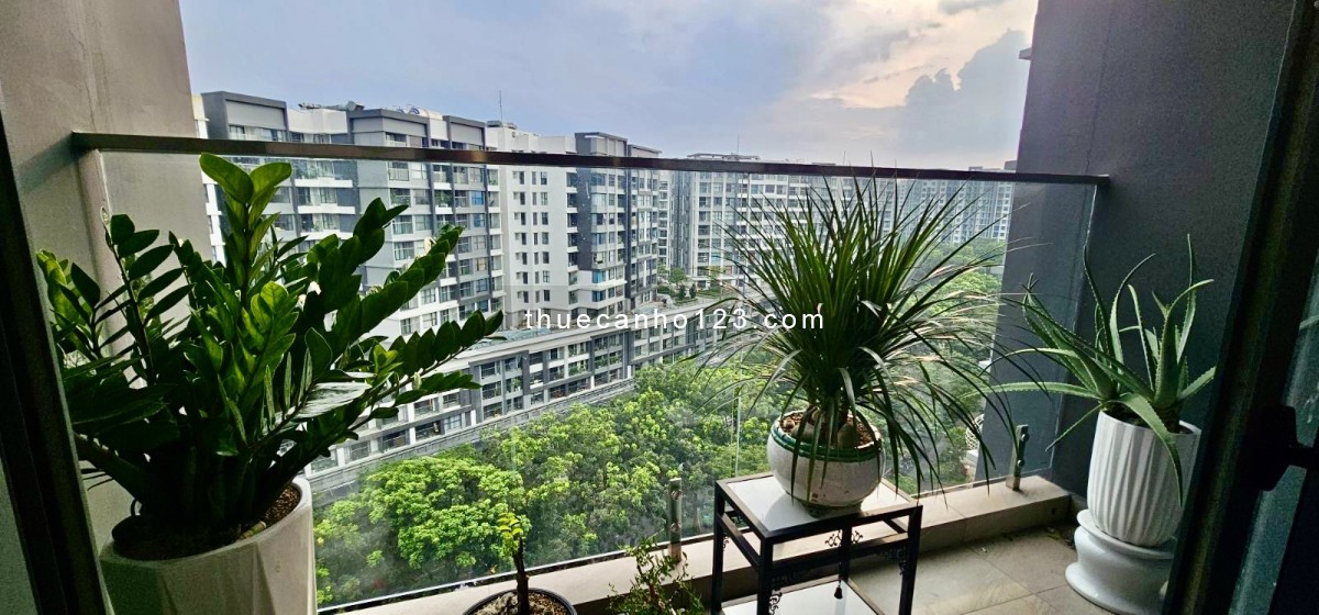 Cho thuê căn 2PN, 88m2, 21tr tháng, bao PQL, full NT + 1 ô xe hơi Diamond Alnata Plus Celadon City