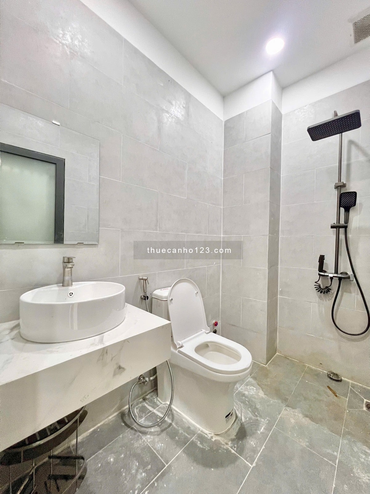 Căn hộ 1pn tách bếp máy giặc riêng thang máy gần cv hoàng văn thụ khu k300 ga t3 quận tân bình