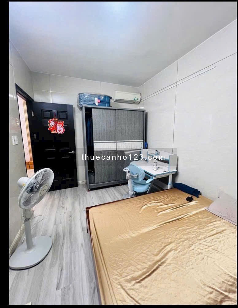 Cho thuê căn 2p ngủ, đủ nội thất giá 9tr, C/c Tân Hương, Tân Phú
