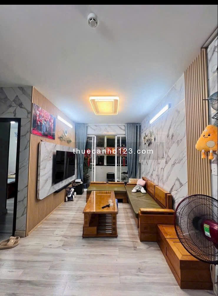 Cho thuê căn 2p ngủ, đủ nội thất giá 9tr, C/c Tân Hương, Tân Phú