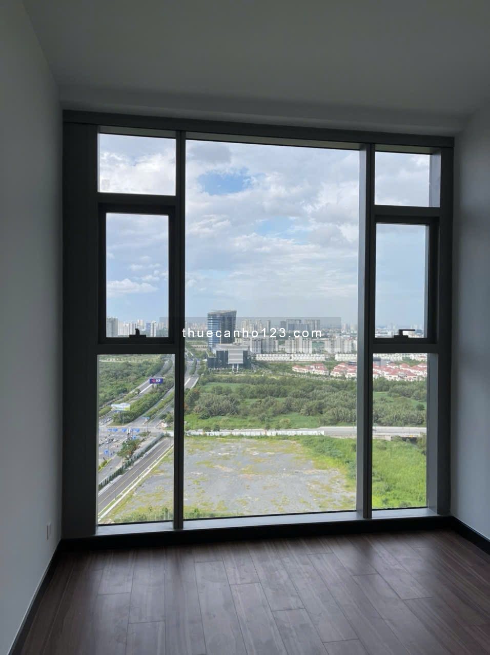 Cho thuê căn hộ Empire City Thủ Thiêm – lầu cao, view thoáng cực đẹp