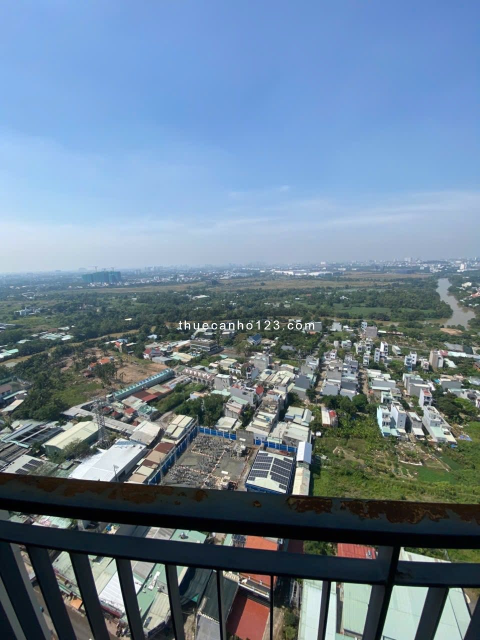 Cho thuê căn hộ góc S1.02 – 2PN, 2WC, tầng cao