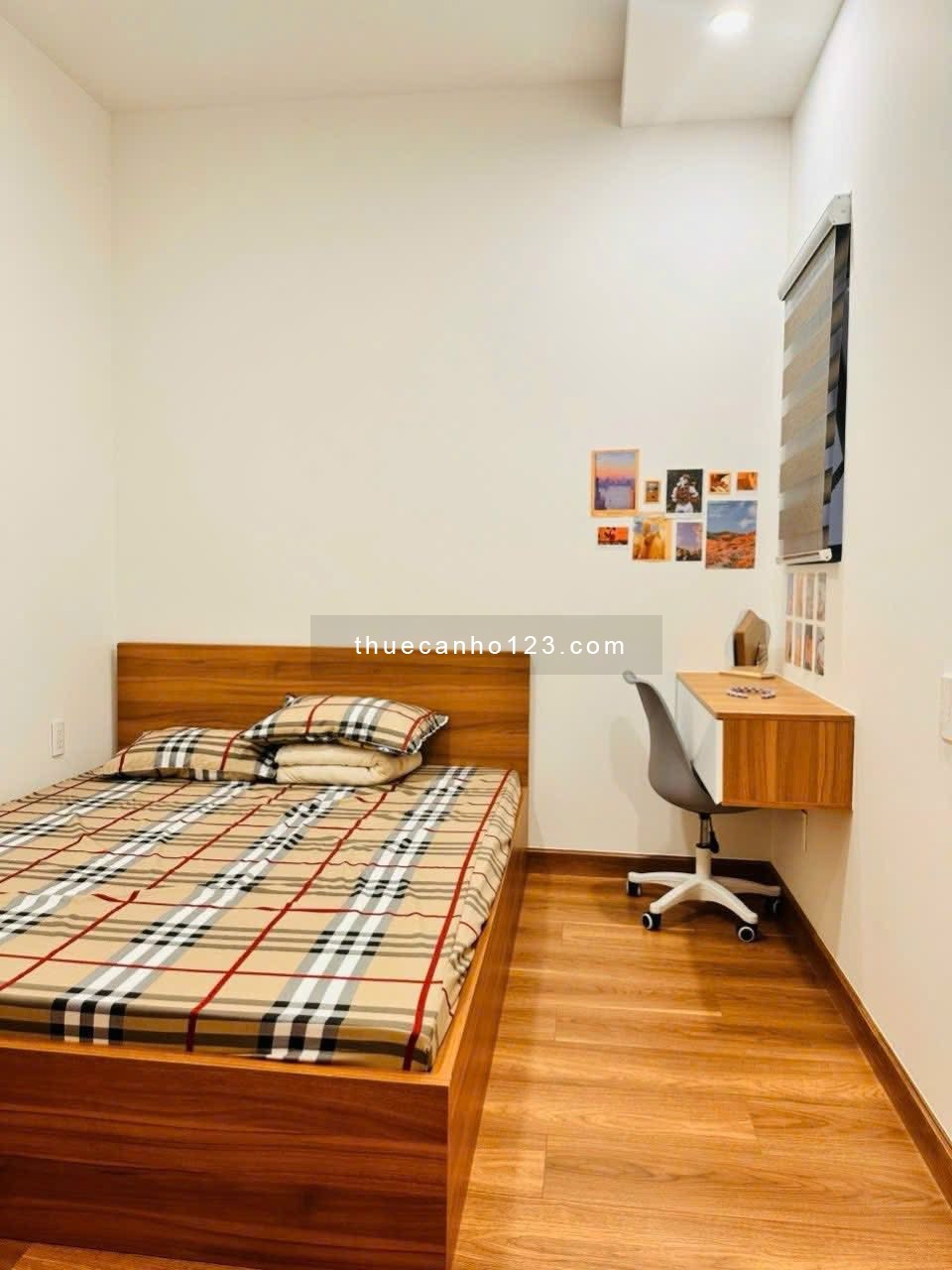 Cho thuê căn hộ tầng trung 2PN, 2WC – View sông thoáng mát