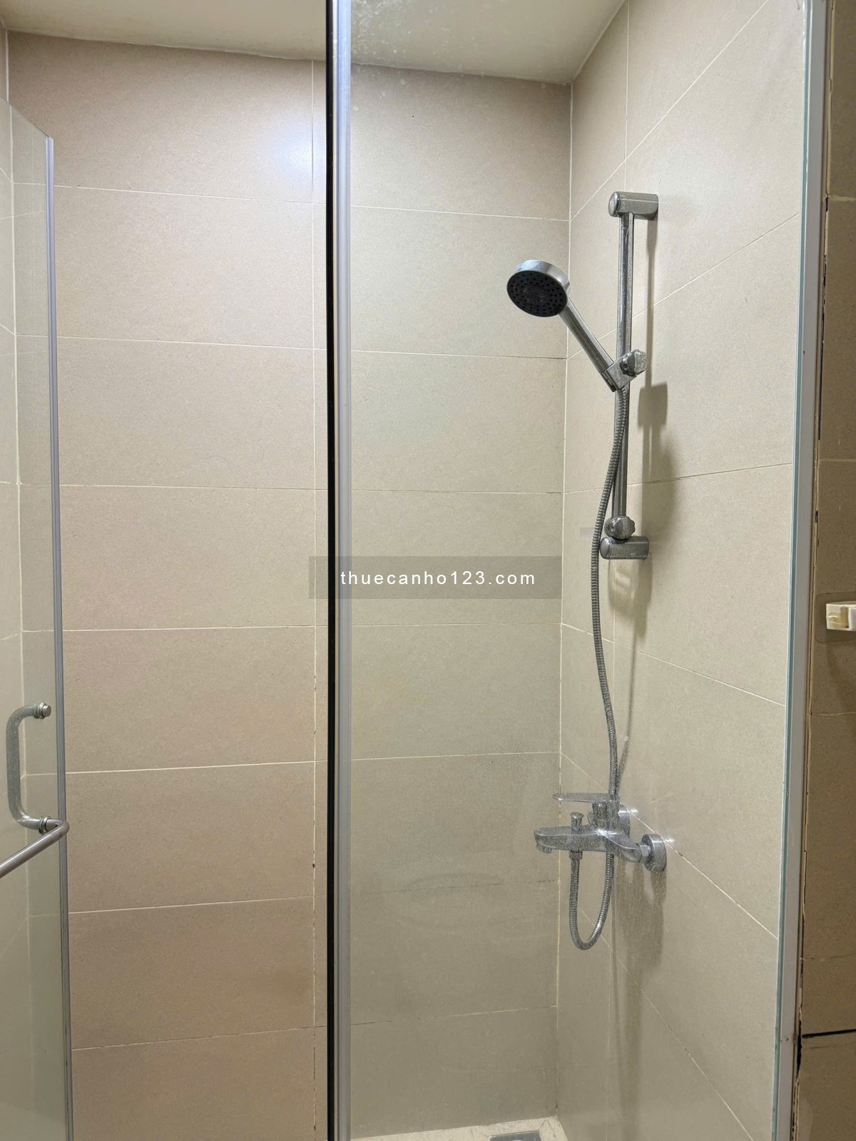 Cho Thuê Căn Hộ Richstar – 3PN, Nhà Đẹp – Giá 15 Triệu/Tháng