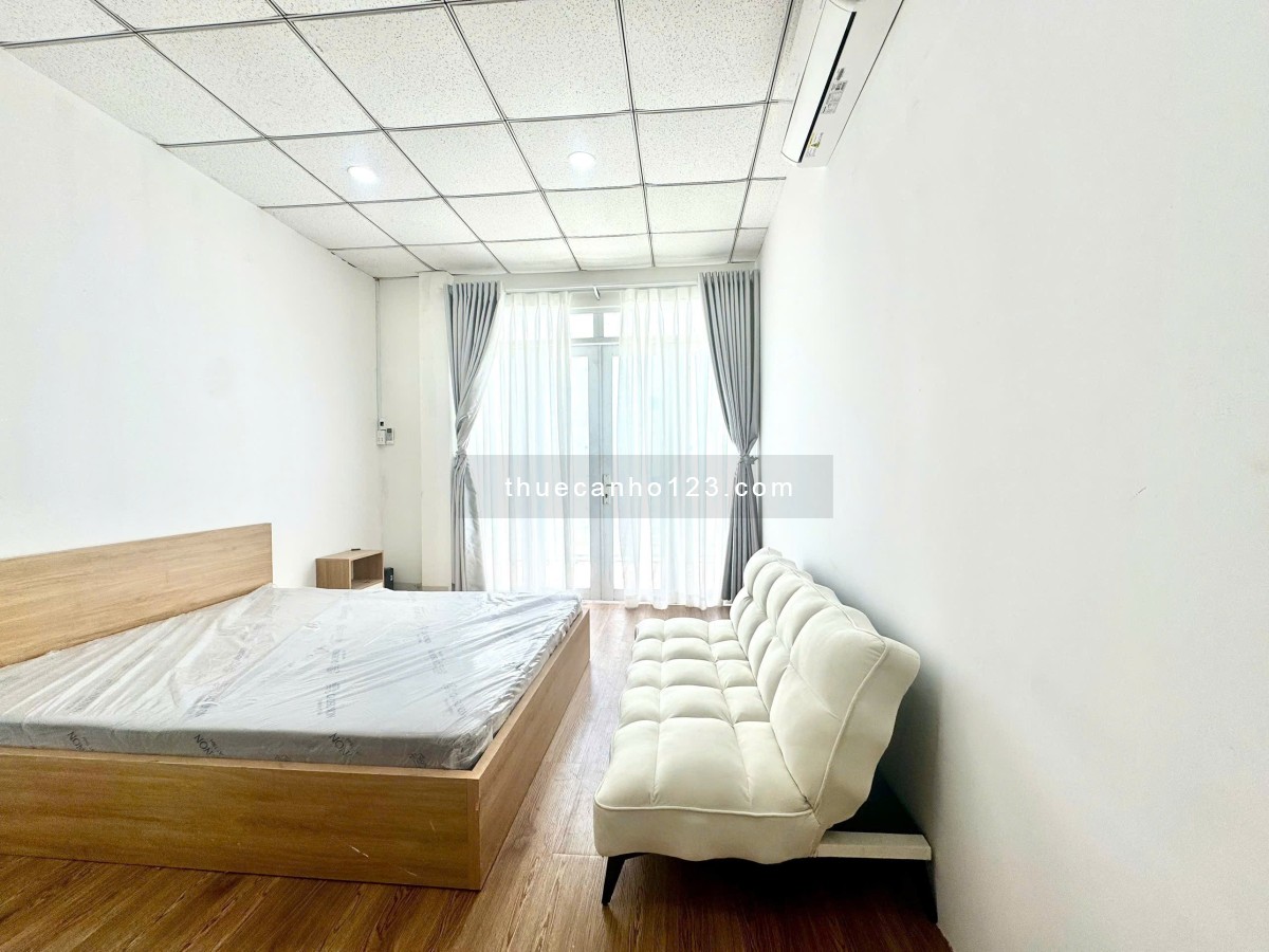 Studio ban công Q8 - gần Parcmall, cầu Nguyễn Văn Cừ, chợ Rạch Ông