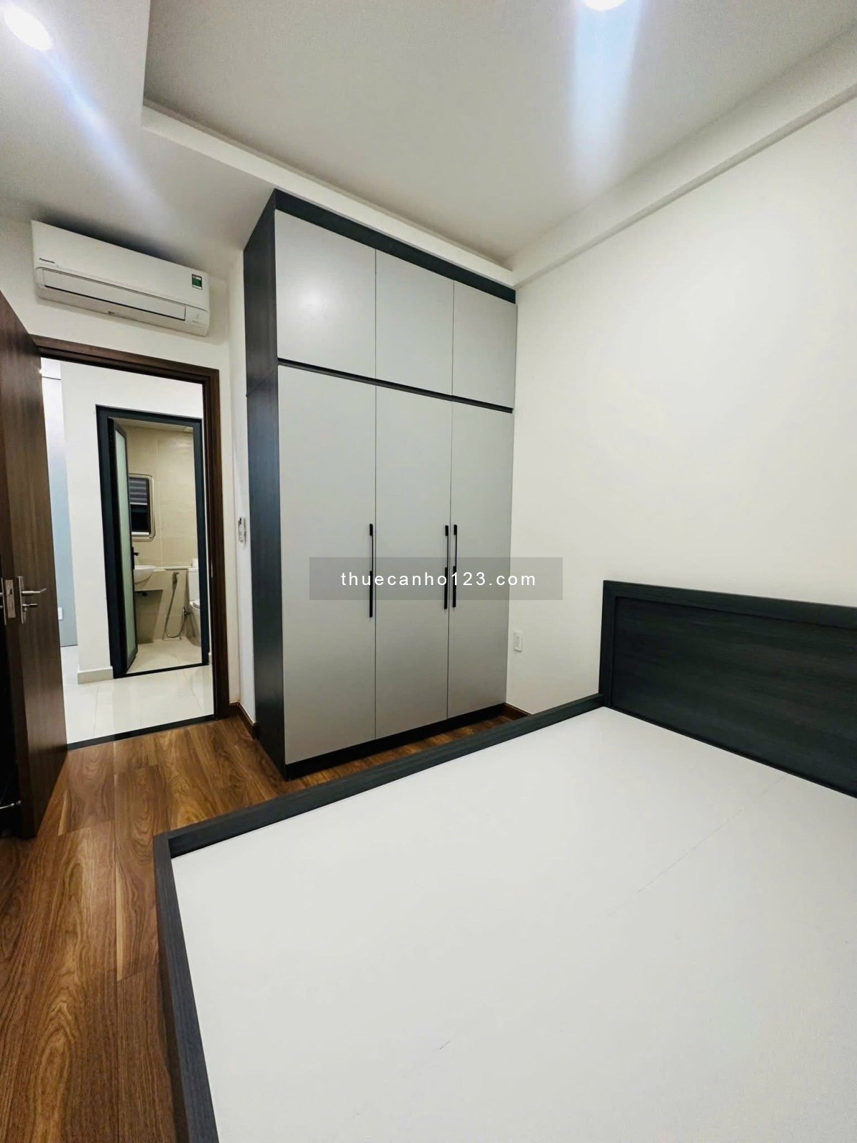 Cho thuê căn hộ full nội thất cao cấp quận 7 nhà mới 100% - giá chỉ 12tr