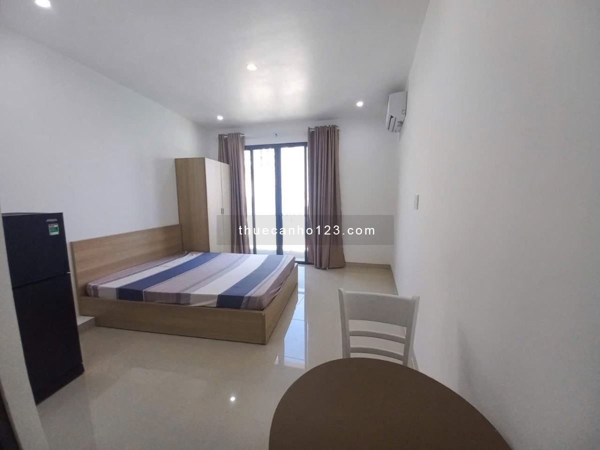 Cho thuê căn hộ Studio Ban công thoáng Q4 gần cầu Kênh Tẻ, cầu Ông Lãnh, cầu Calmette
