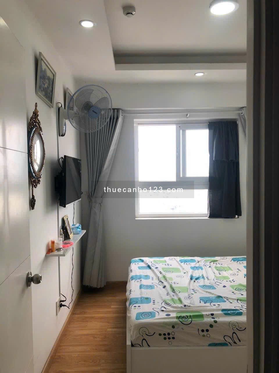 Chung cư SG Tower, Thoại Ngọc Hầu, TP: 2p ngủ, 80m2, 9tr, nội thất