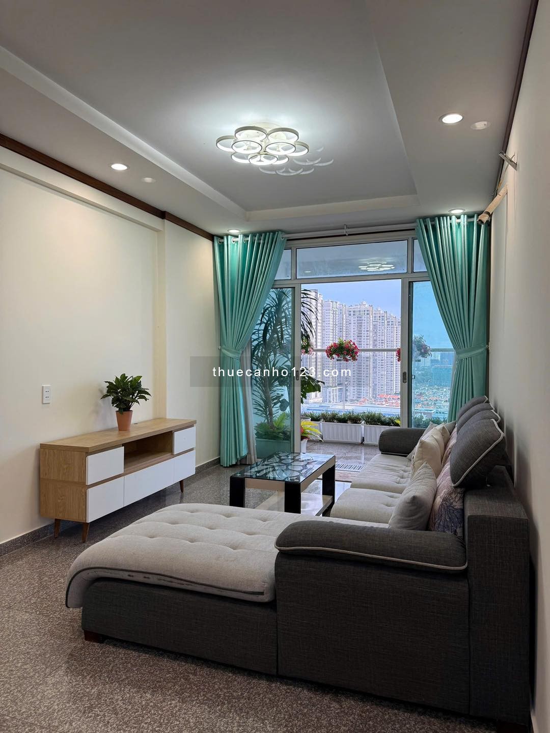 Căn Góc Rộng Hiếm – Hoàng Anh Thanh Bình Q7Ngay Lotte Mart – Vào Ở Ngay