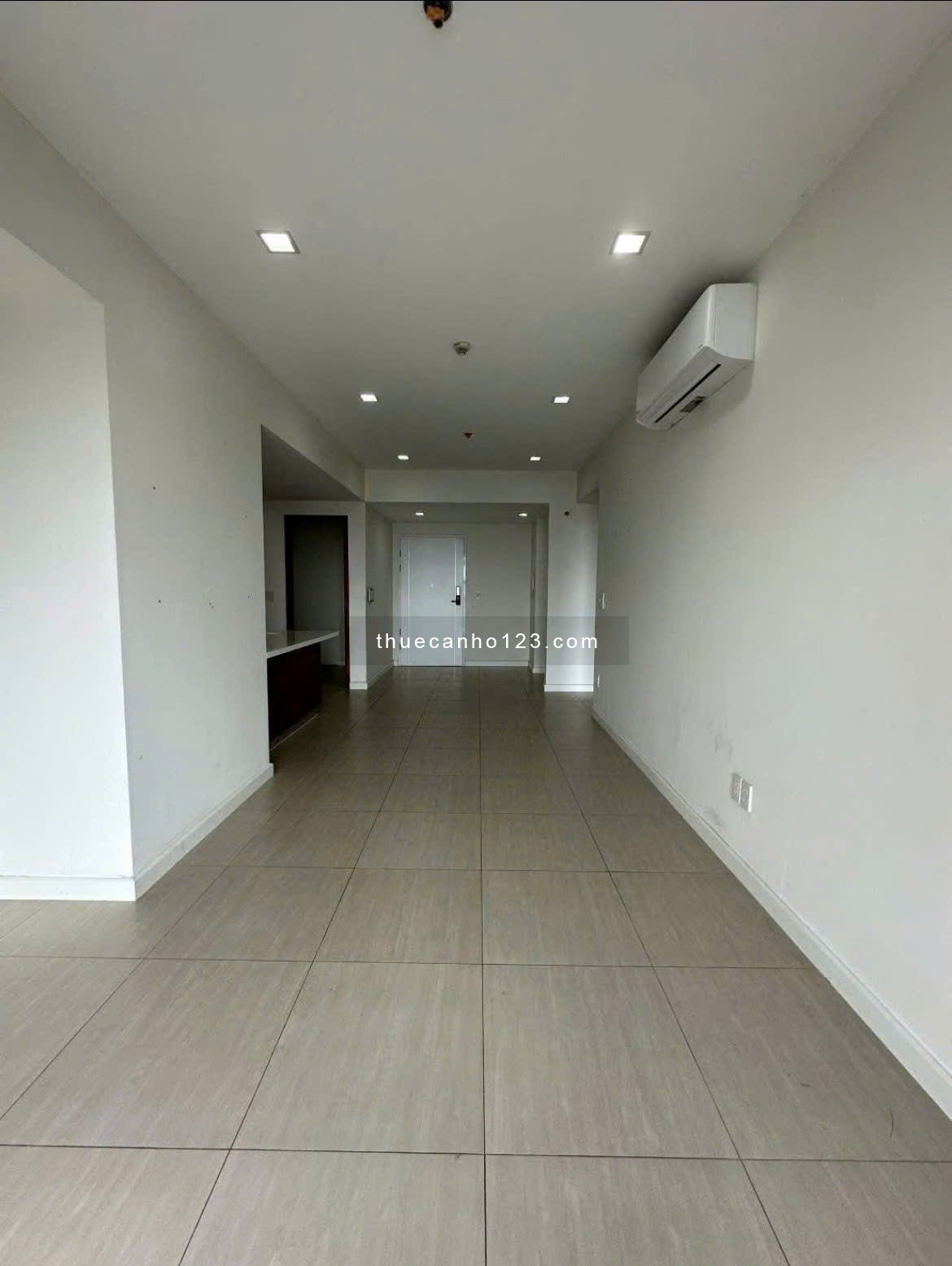C/c Phú Thạnh, Nguyễn Sơn, TP: Căn Góc, Nhà mới 120m2, 3PN, 10tr5/th