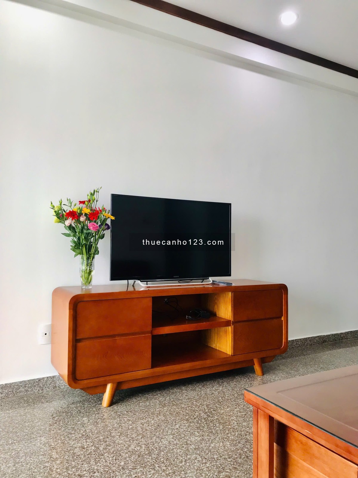 Cho thuê căn hộ 3PN lầu cao 128m2 Quận 7 Hoàng Anh Thanh Bình view q1