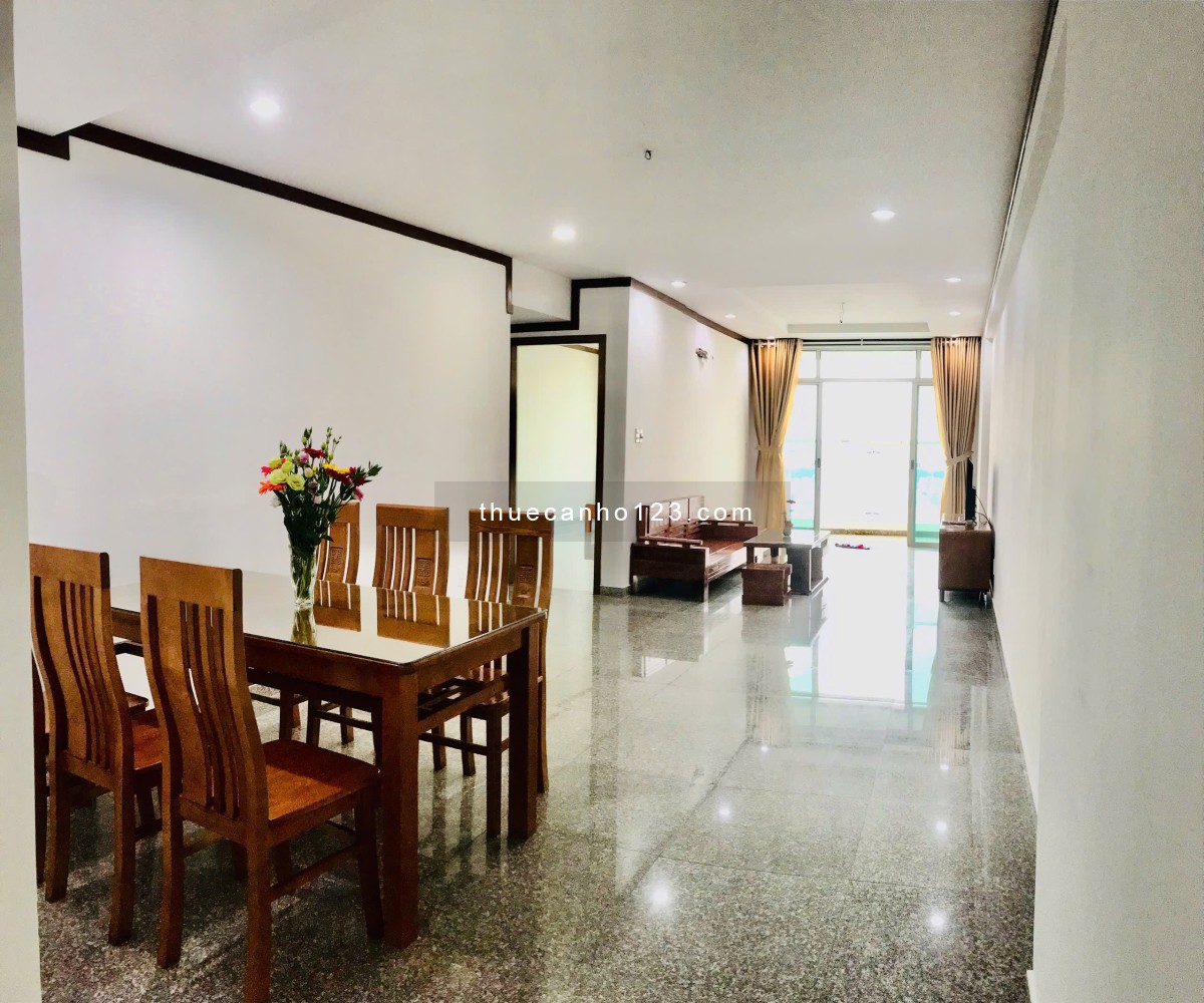 Cho thuê căn hộ 3PN lầu cao 128m2 Quận 7 Hoàng Anh Thanh Bình view q1