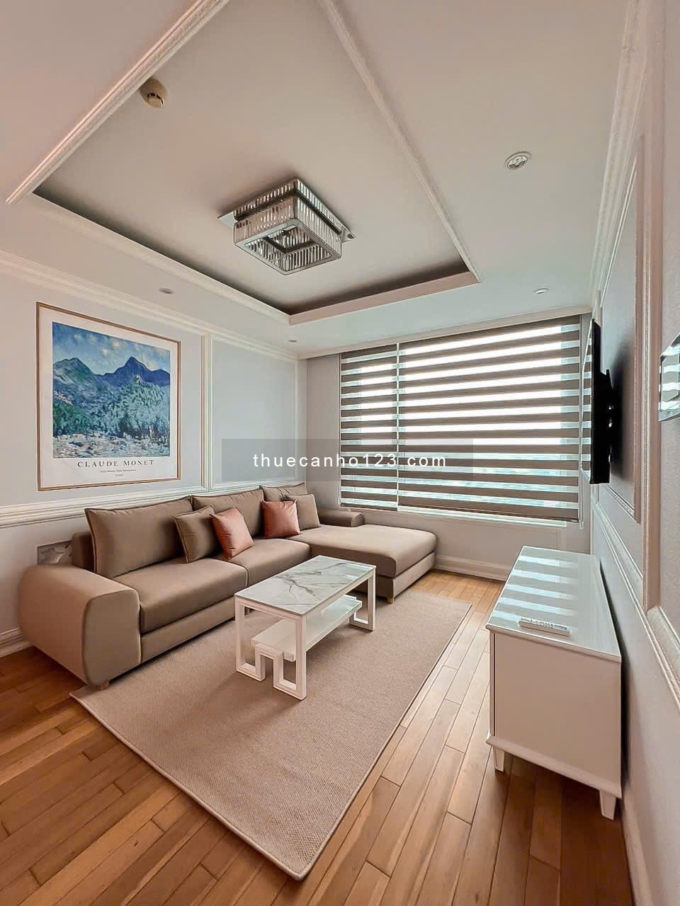 Cho thuê căn hộ cao cấp Léman Luxury Quận 3 75m2, 2pn, 2wc, Nội thất cao cấp, dọn ở liền