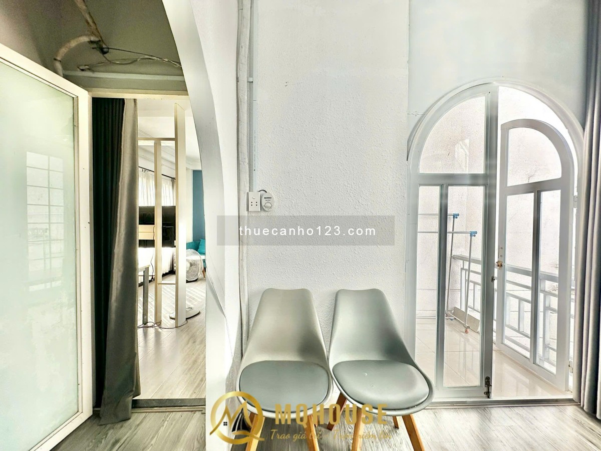 Căn Hộ 1 Phòng Ngủ - Ban Công - Tách Bếp - Máy Giặt Riêng - Ngay Cầu Bason - Đài Truyền Hình