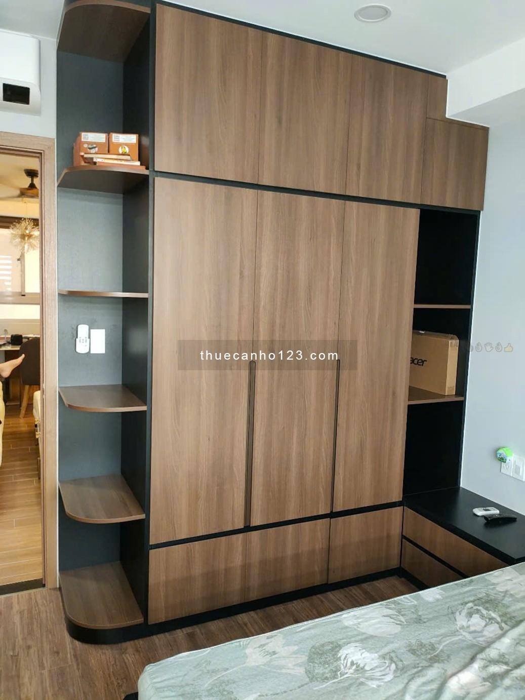 Căn hộ Oriental Plaza, Tân Phú căn 2p ngủ full nội thất giá 12,5tr