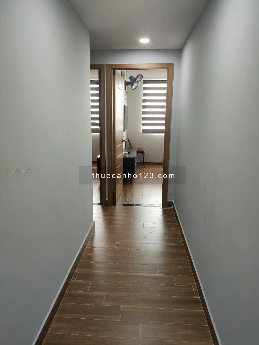 Căn hộ Oriental Plaza, Tân Phú căn 2p ngủ full nội thất giá 12,5tr