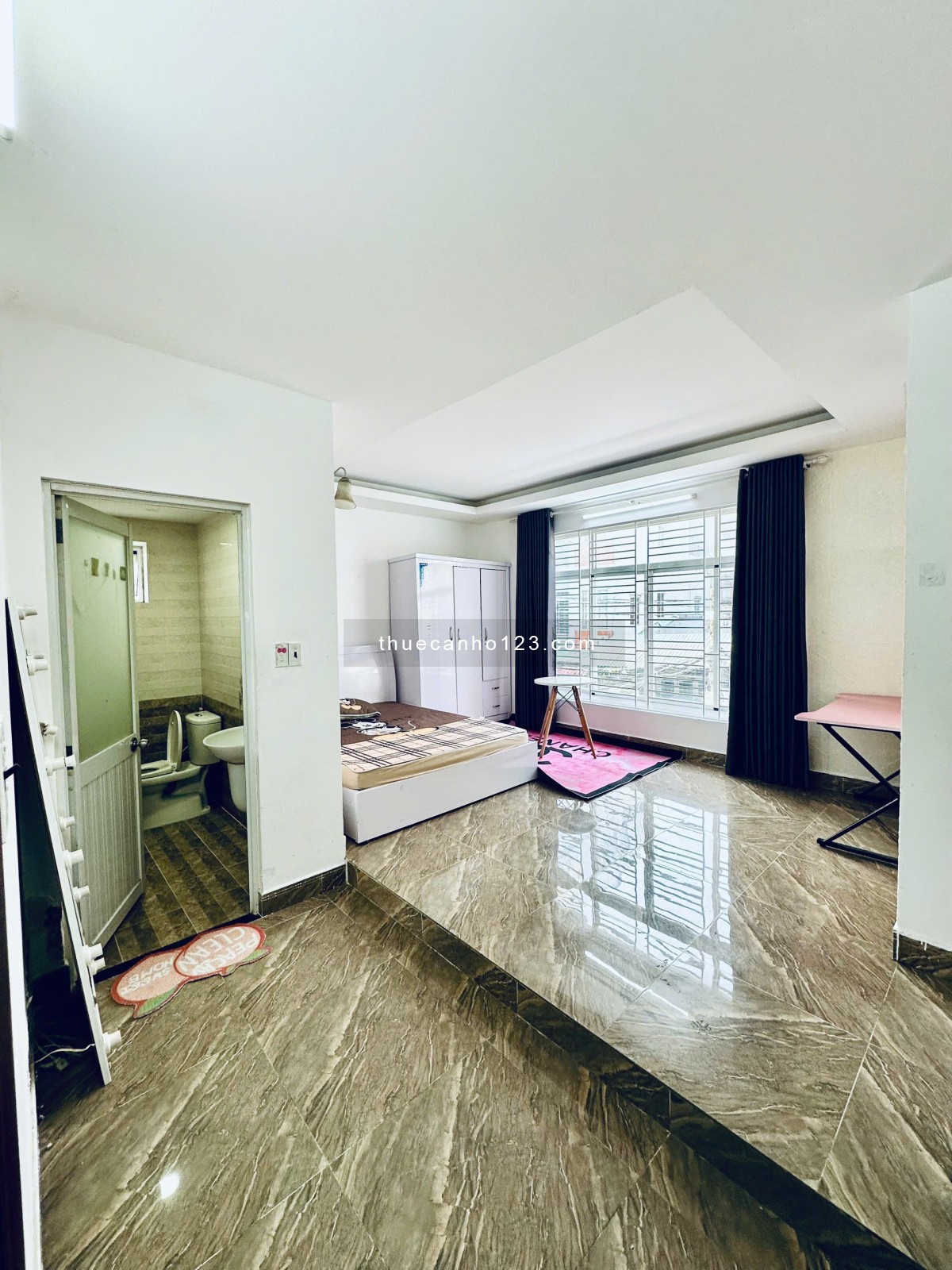 Tôn Thất Thuyết quận 4 - 7.x00.000Studio cửa sổ lớn full nội thất, gần ĐH Luât, ĐH NTT