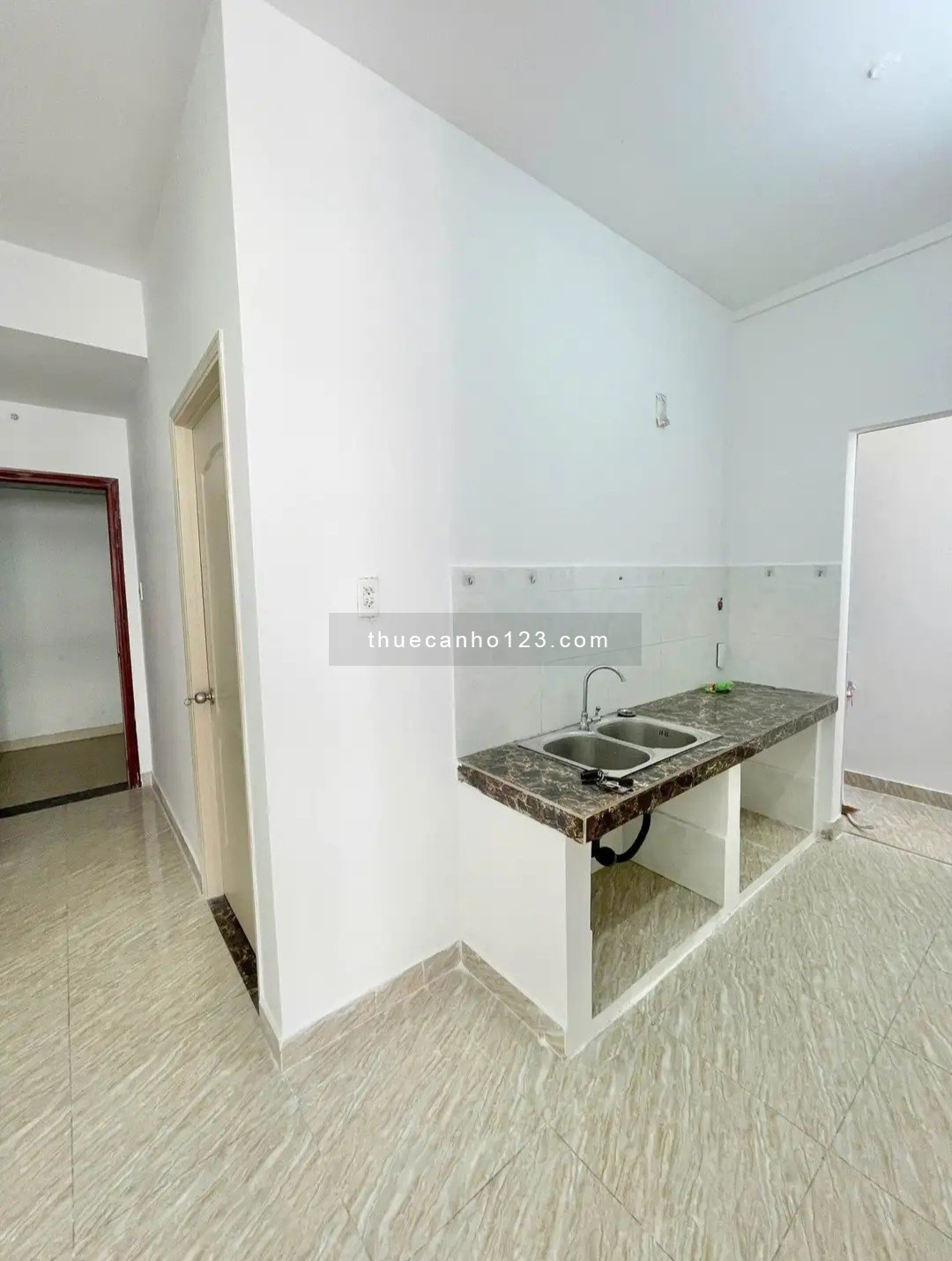 Cho thuê chung cư Hoàng Quân 2pn 2wc 55m2 5tr (thuê nhanh gọn fix mạnh)