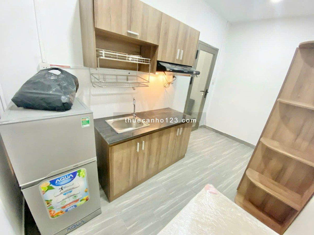 Cho Thuê Căn Hộ Dịch Vụ, Ban Công, Nguyễn Văn Đậu, Quận Bình Thạnh, Gần Phan Xích Long 0901494216