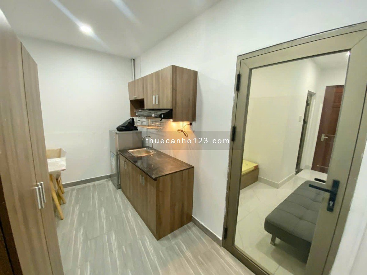 Cho Thuê Căn Hộ Dịch Vụ, Ban Công, Nguyễn Văn Đậu, Quận Bình Thạnh, Gần Phan Xích Long 0901494216