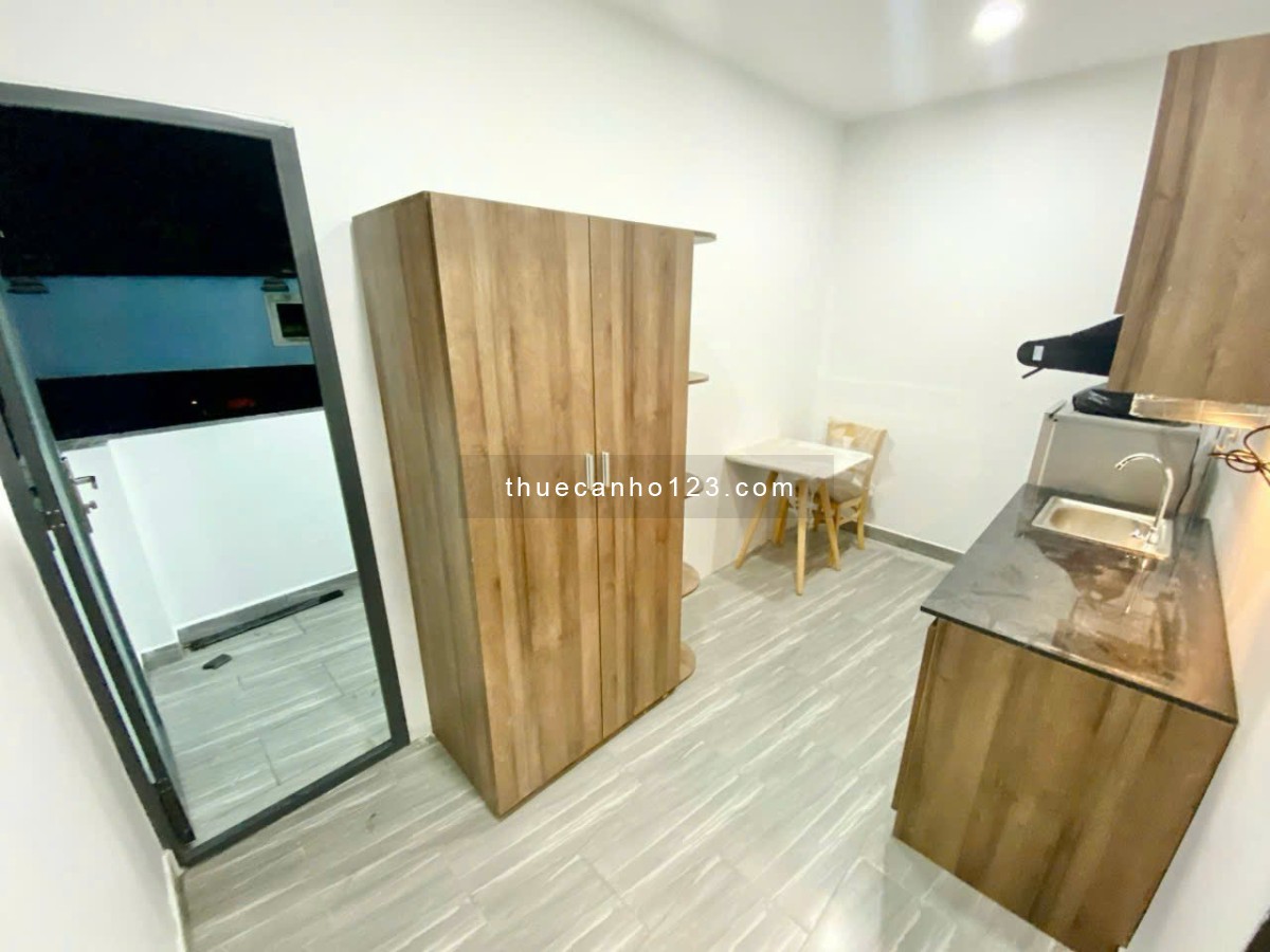 Cho Thuê Căn Hộ Dịch Vụ, Ban Công, Nguyễn Văn Đậu, Quận Bình Thạnh, Gần Phan Xích Long 0901494216