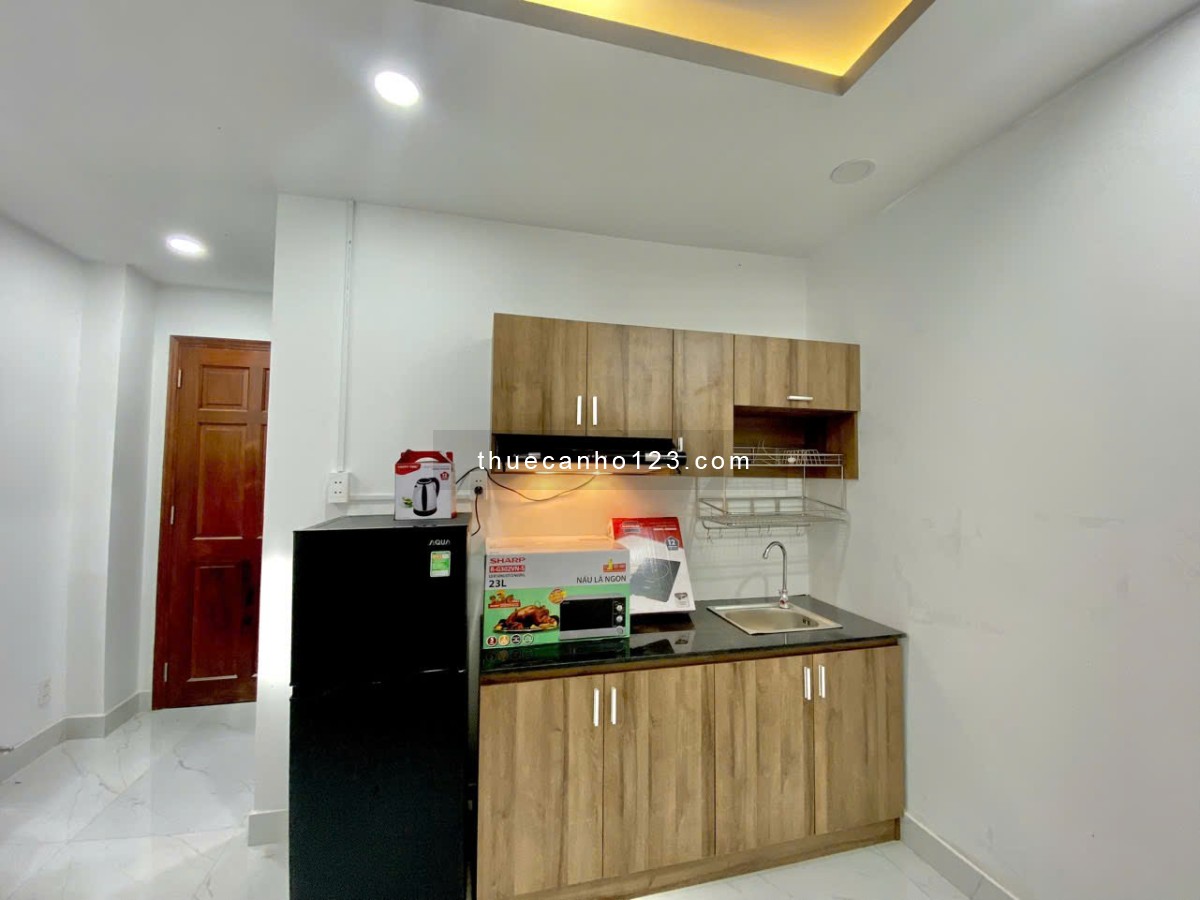 Cho Thuê Căn Hộ Dịch Vụ, Ban Công, Nguyễn Văn Đậu, Quận Bình Thạnh, Gần Phan Xích Long 0901494216