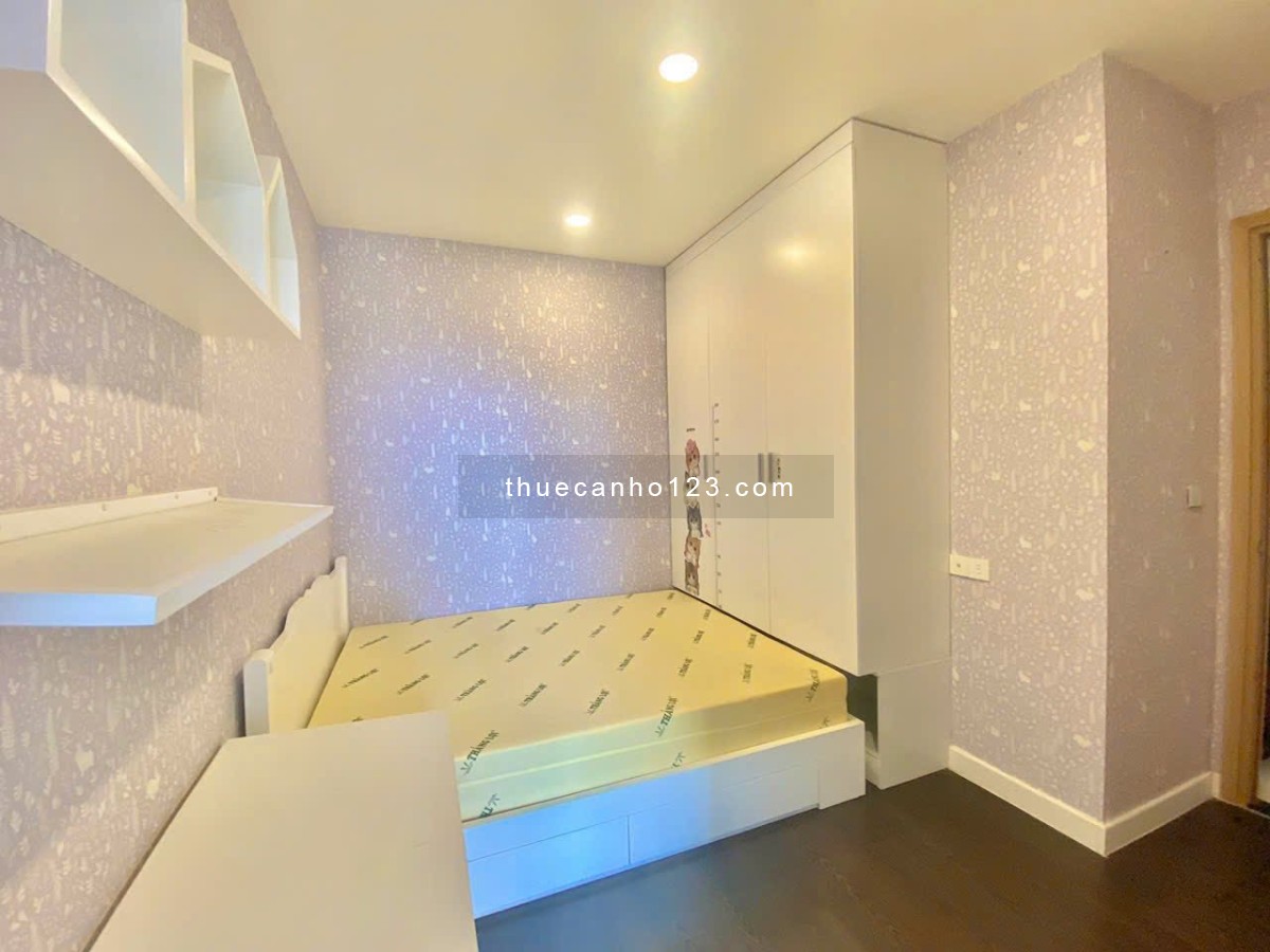 Cho thuê căn hộ Botanica Premier 2pn - Tầng cao view đông mát mẻ - Giá tốt