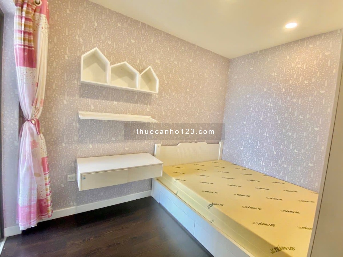 Cho thuê căn hộ Botanica Premier 2pn - Tầng cao view đông mát mẻ - Giá tốt