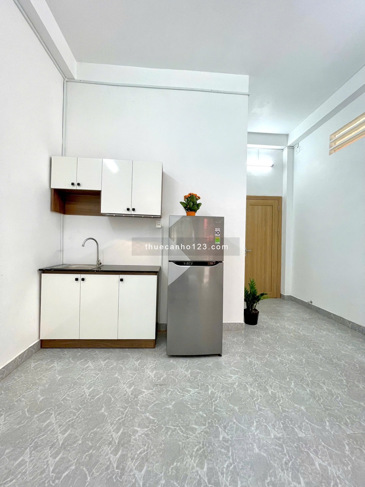 Khai trương căn hộ cực thoáng ngay khu K300 - Chợ Hoàng Hoa Thám